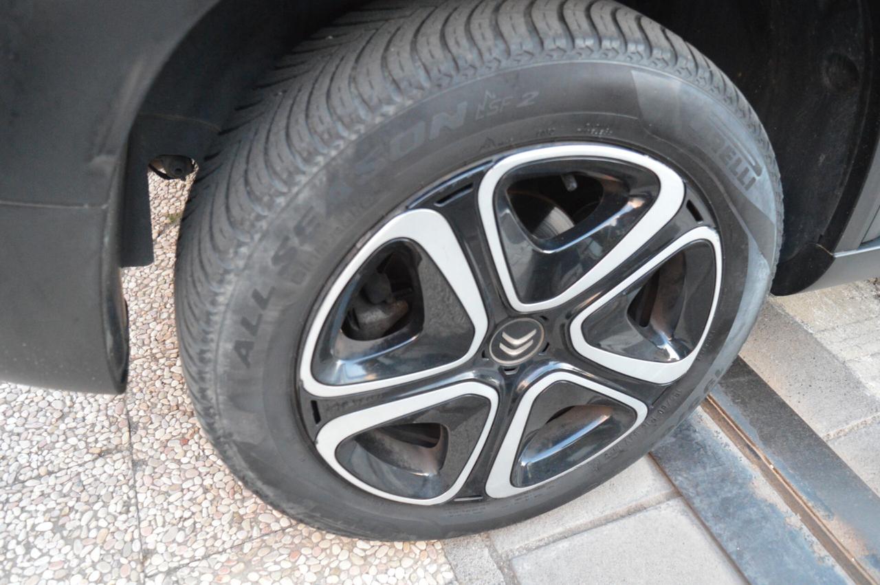 Citroen C3 Aircross BlueHDi 100 Shine