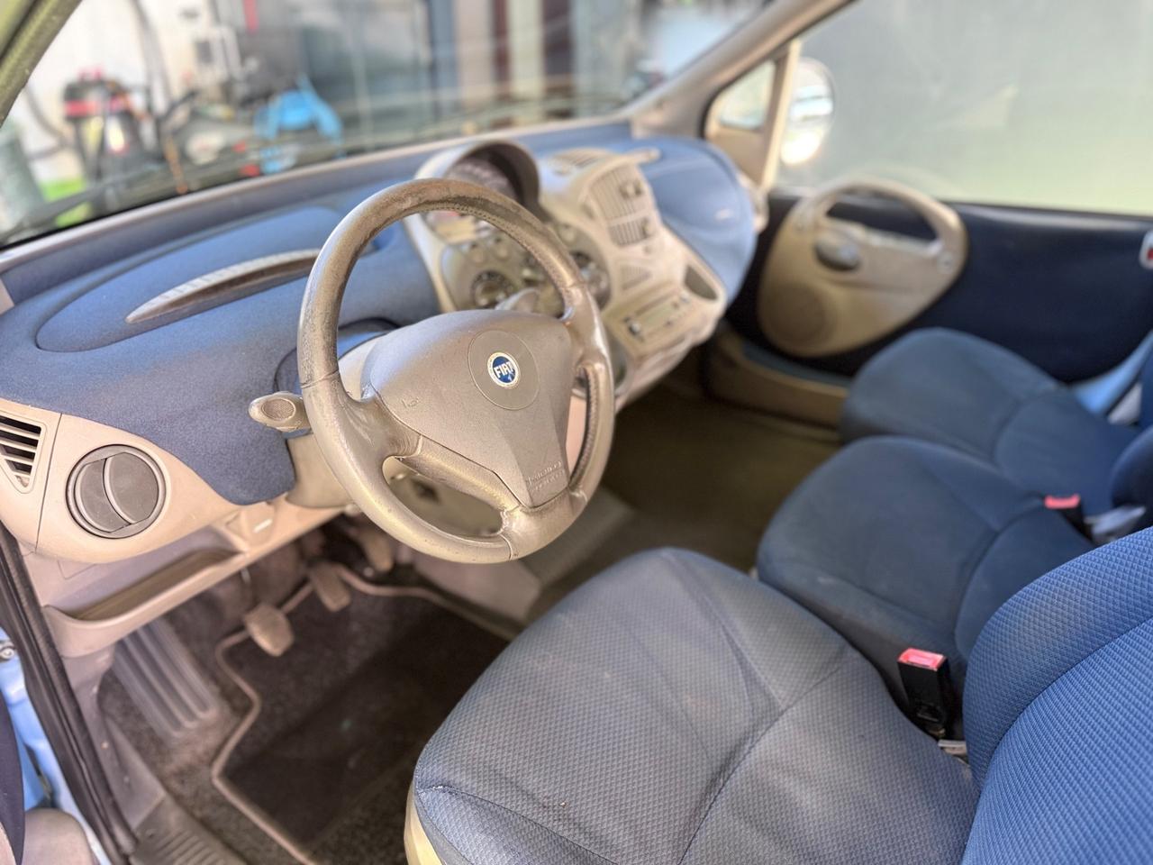 Fiat Multipla 1.9 JTD Active