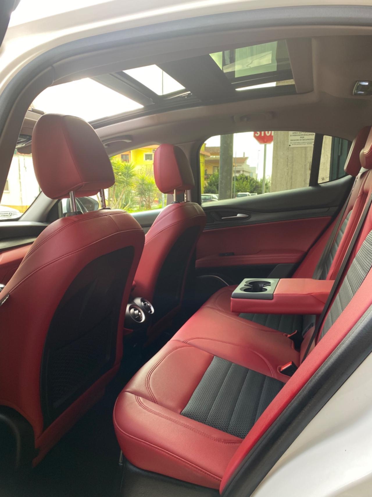 Alfa Romeo Stelvio 2.2 Turbodiesel 190 CV AT8 Q4 Executive