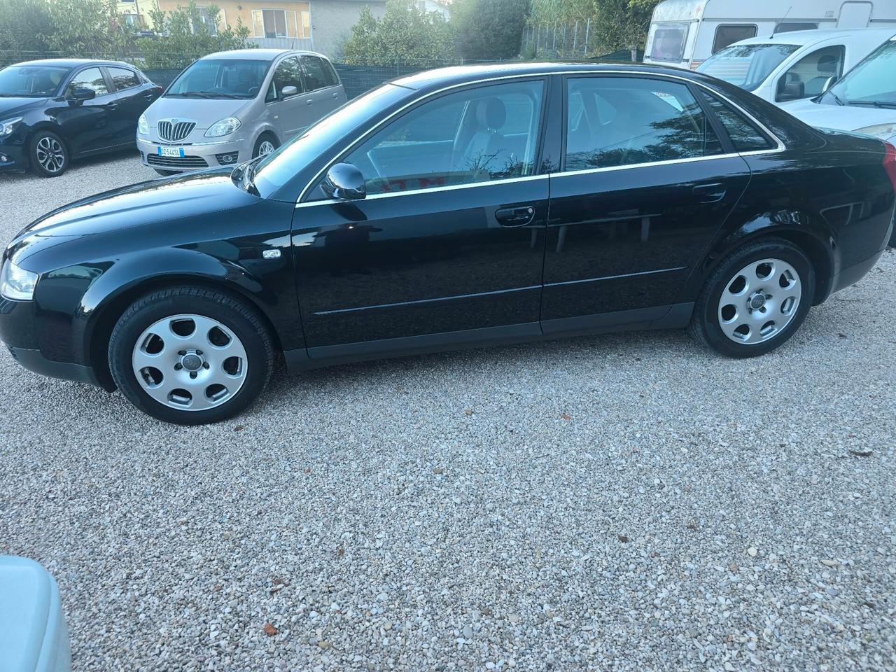 Audi A4 2.5 V6 TDI 180 cv Anno 2004