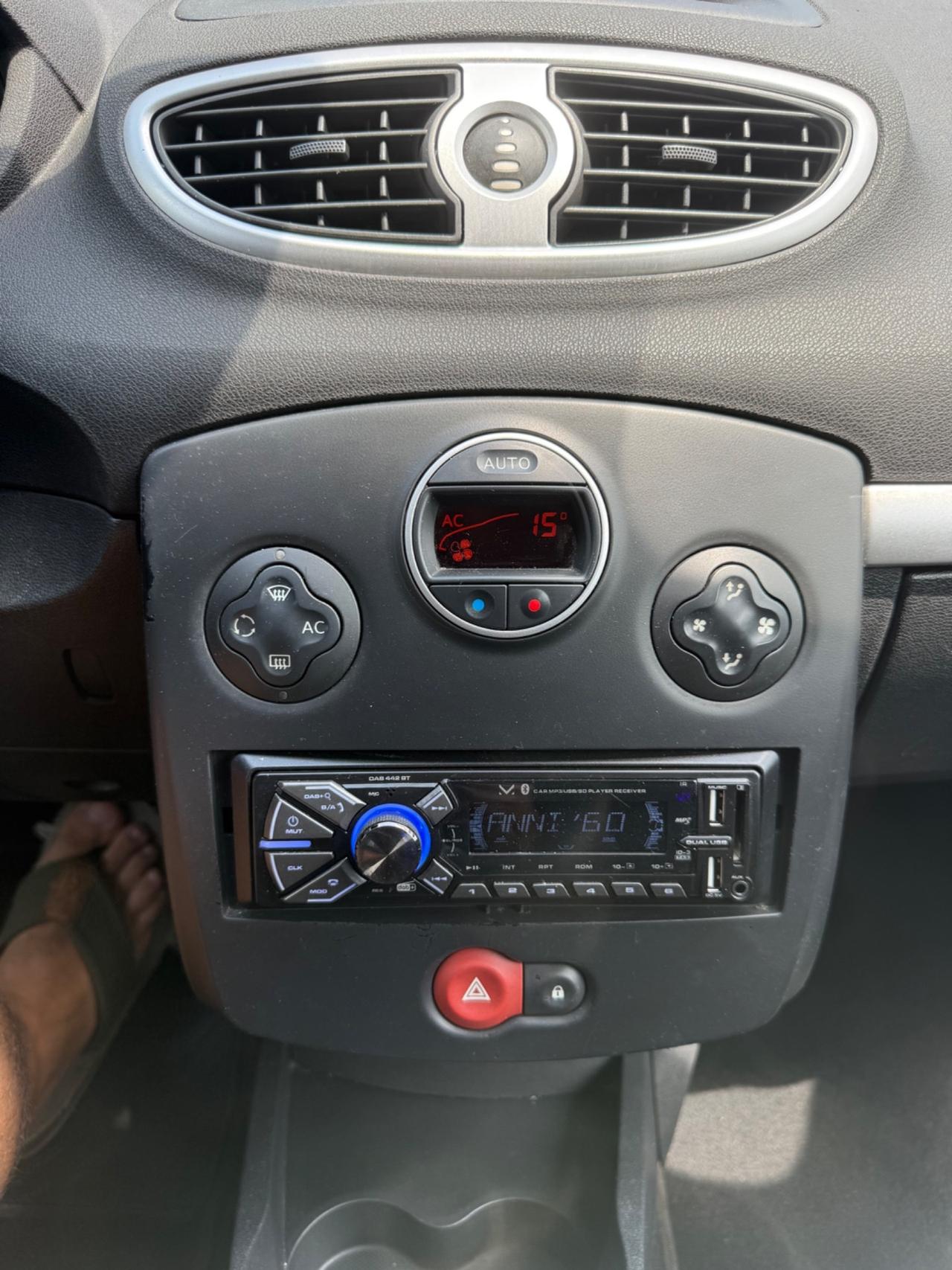 Renault Clio 1.4 16V 5 porte Dynamique