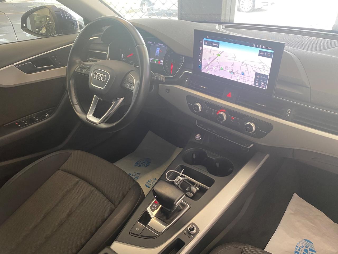 Audi A4 Avant 40 2.0 tdi 204cv S-tronic
