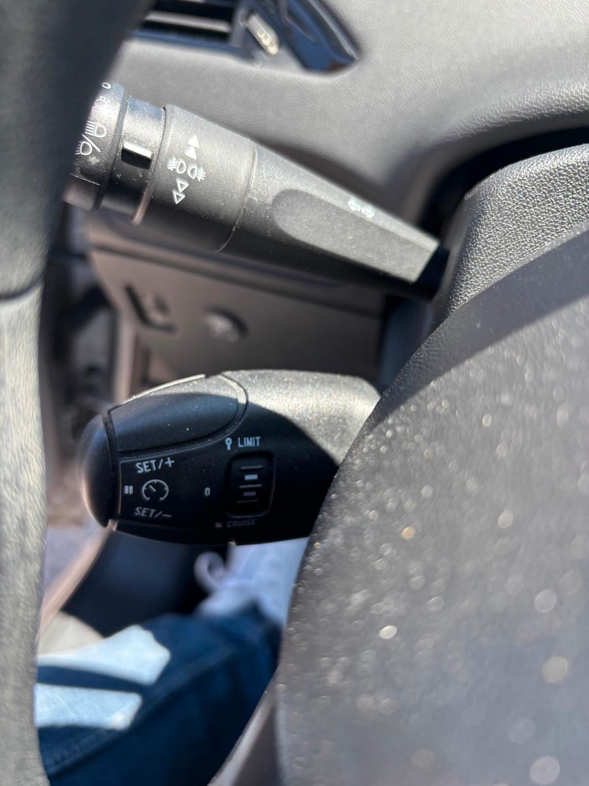Peugeot 208 1.4 VTi 95 CV 5p. GPL Active
