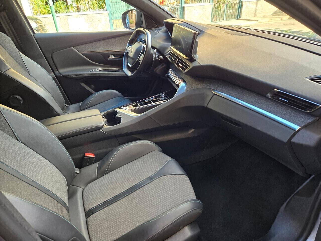 Peugeot 3008 BlueHDi 130 S&S EAT8 Allure Pack