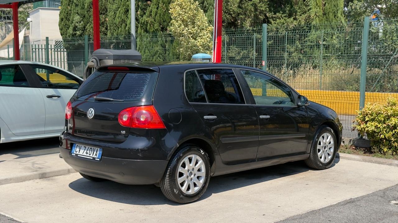 Volkswagen Golf 5 1.6 5p. Comfortline 2005