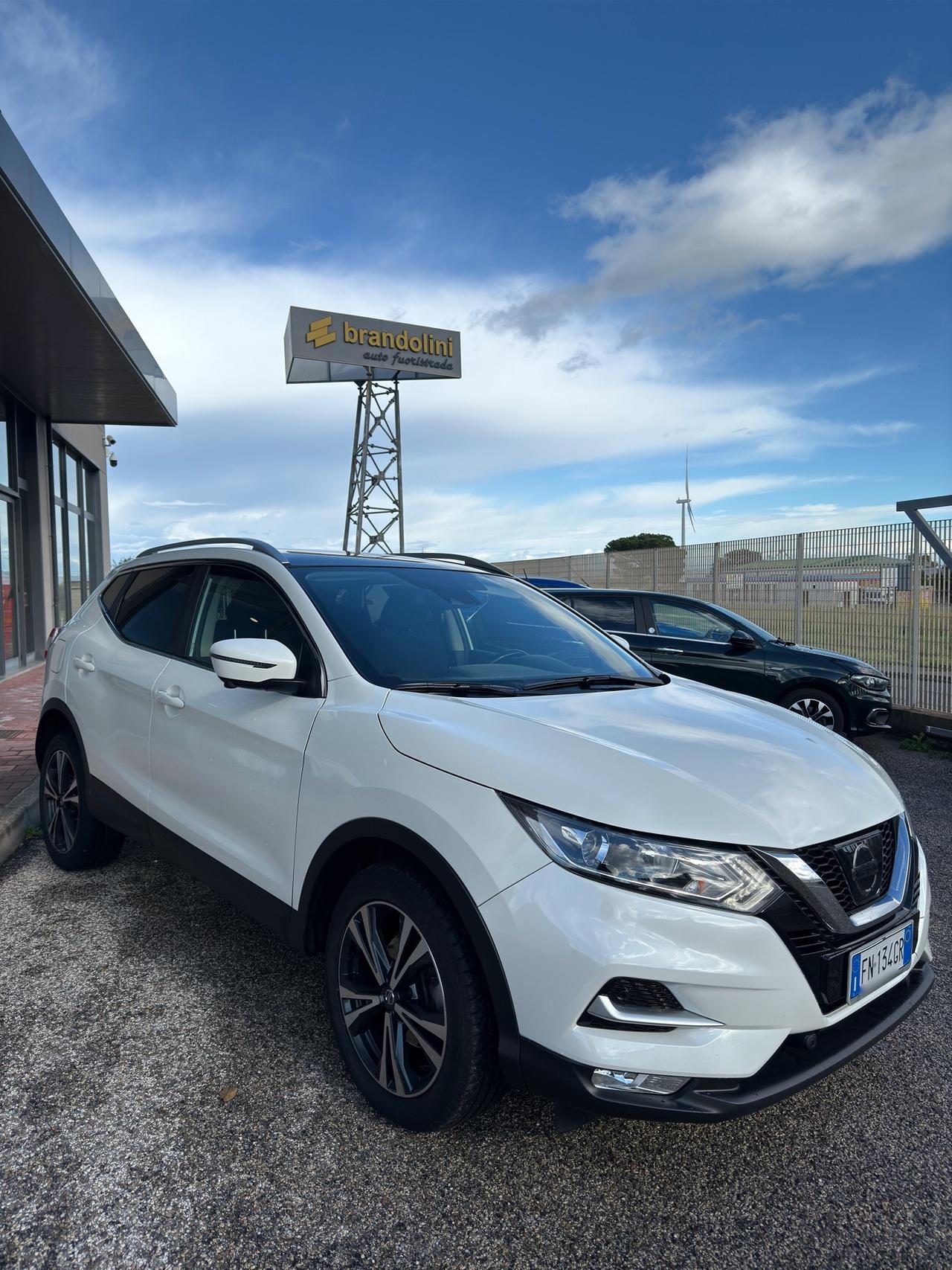 Nissan Qashqai 1.6 dCi 4WD Tekna my18"