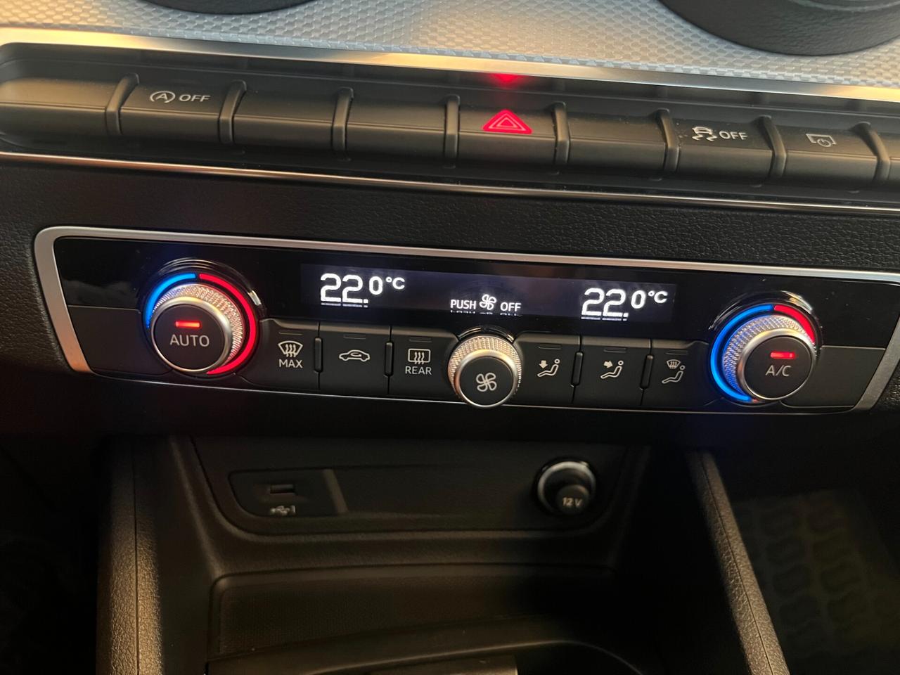Audi Q2 30 TDI S tronic Business ok neopatentati unico proprietario TAGLIANDATA AUDI