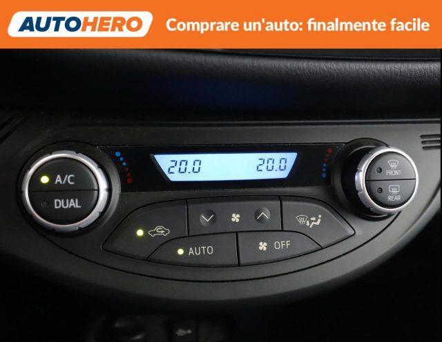 TOYOTA Yaris 1.5 Hybrid 5 porte Lounge Red/Bronze