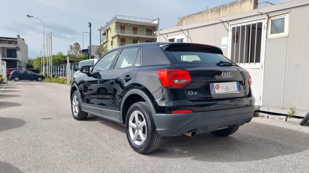 Audi Q2 30 TFSI Business
