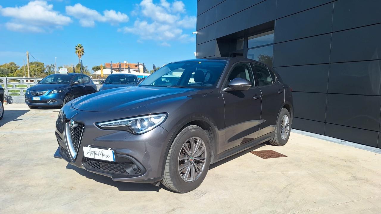 Alfa Romeo Stelvio 2.2 Turbodiesel 190 CV AT8 RWD Business
