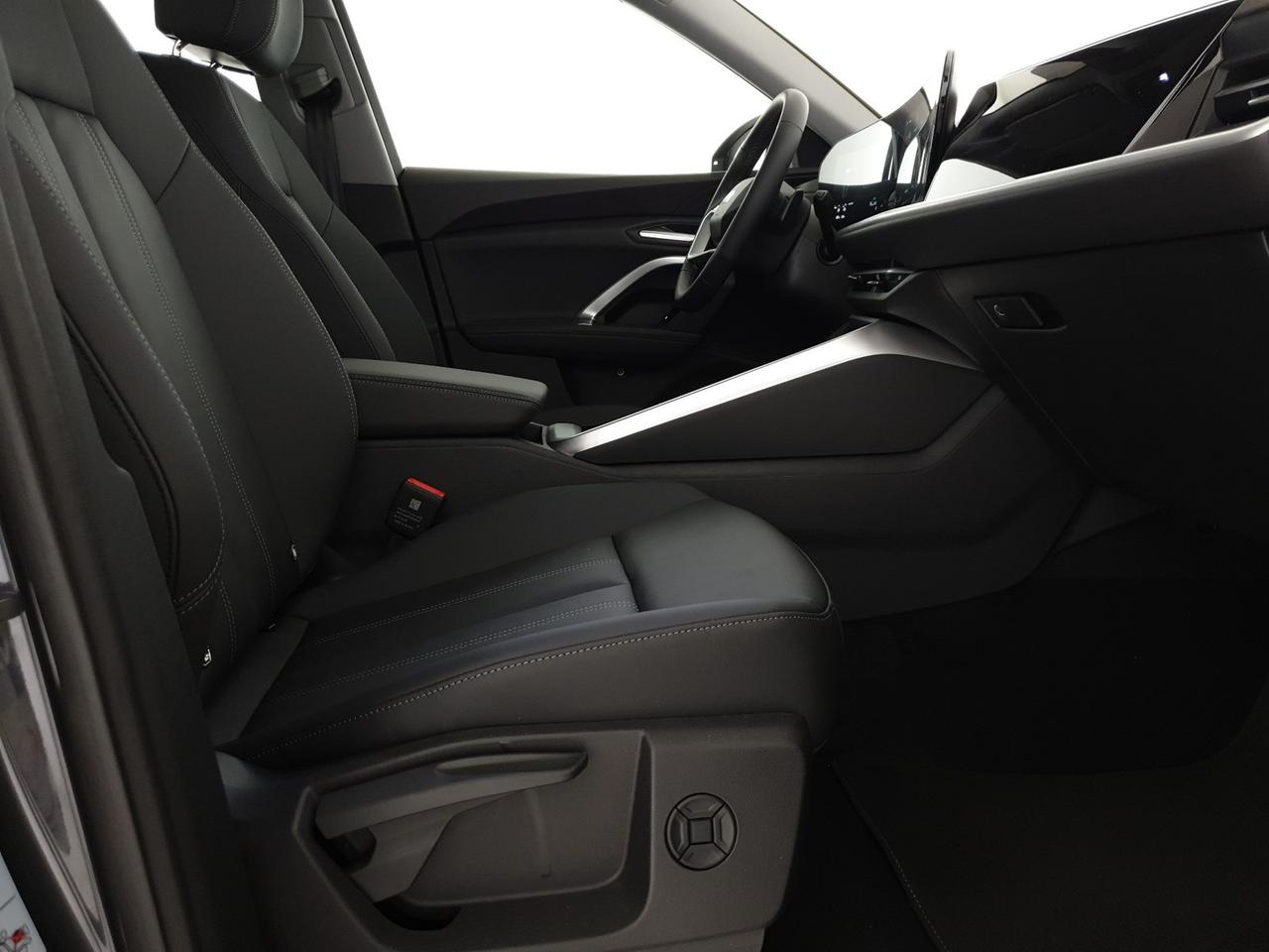 Spb 2.0e-hybrid 299CV quattro Str Business Advance