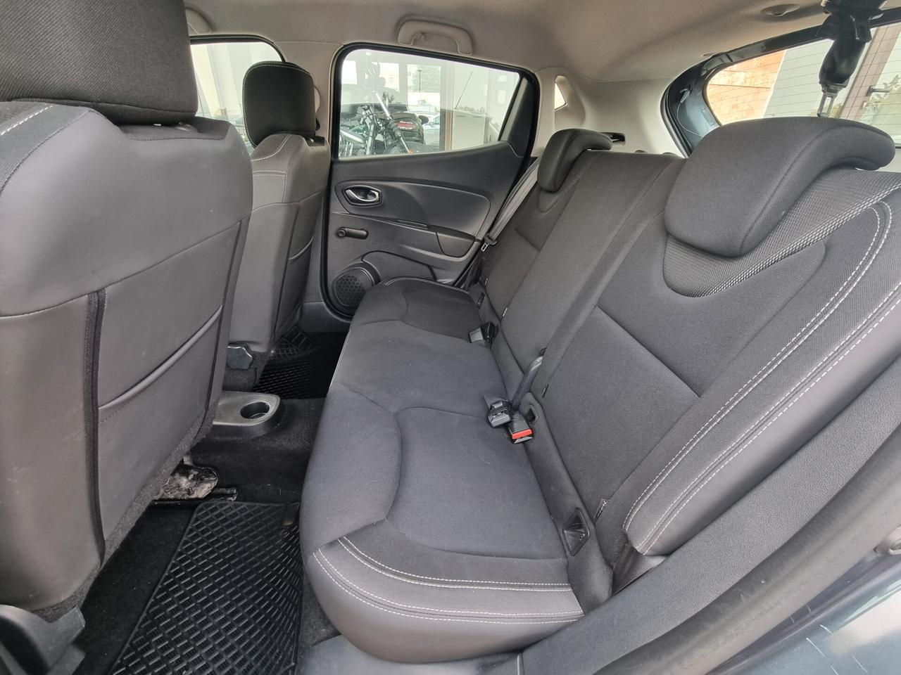 Renault Clio dCi 8V 90 CV 5 porte Moschino Intens