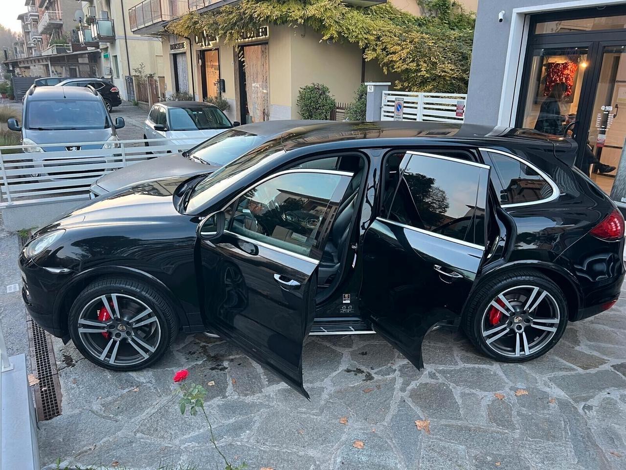 PORSCHE CAYENNE 3.0 245cv