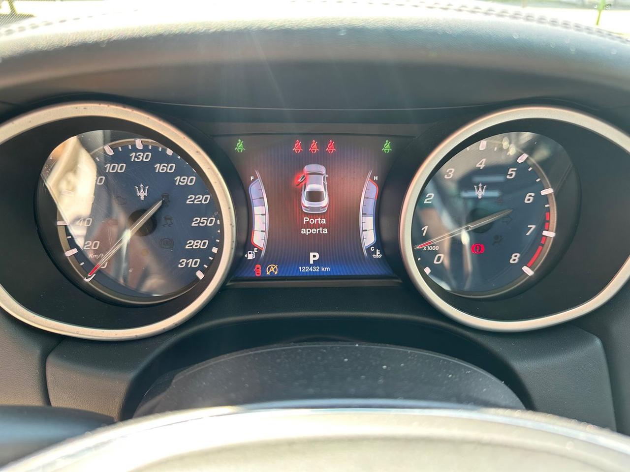 Maserati Ghibli SQ4 3.0 V6