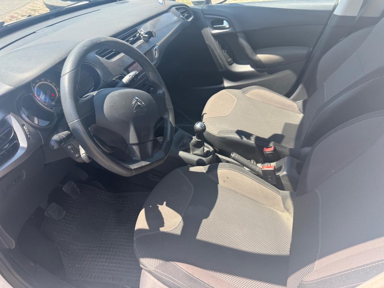 CITROEN C3 -2015-