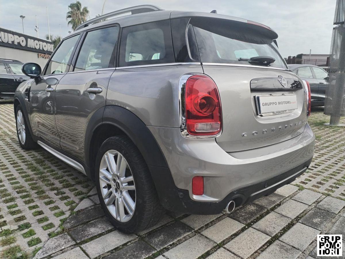 MINI - Countryman D Mini Cooper D Hype Aut.