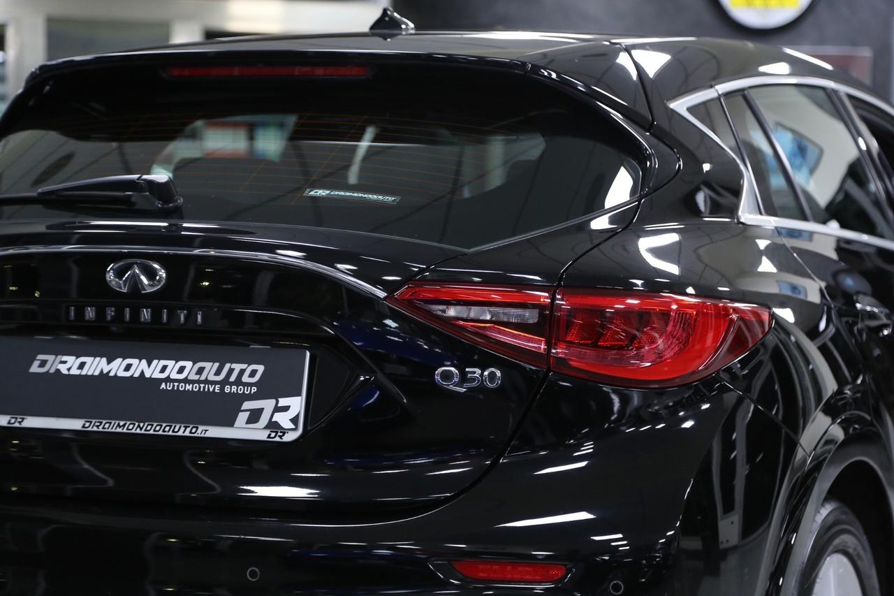 Infiniti Q30 1.5 diesel Premium Tech