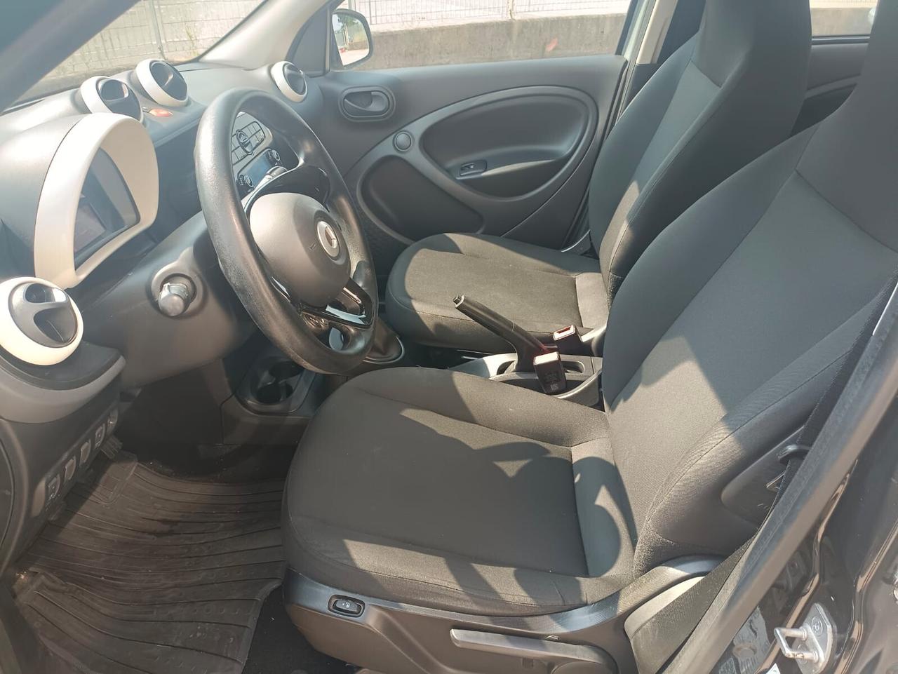 Smart ForFour 60 1.0 Black Passion