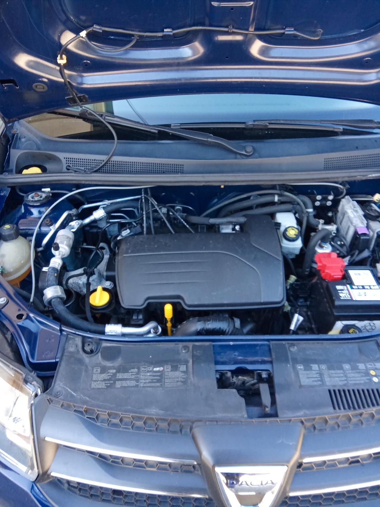 Dacia Sandero 1.2 GPL 75CV 014