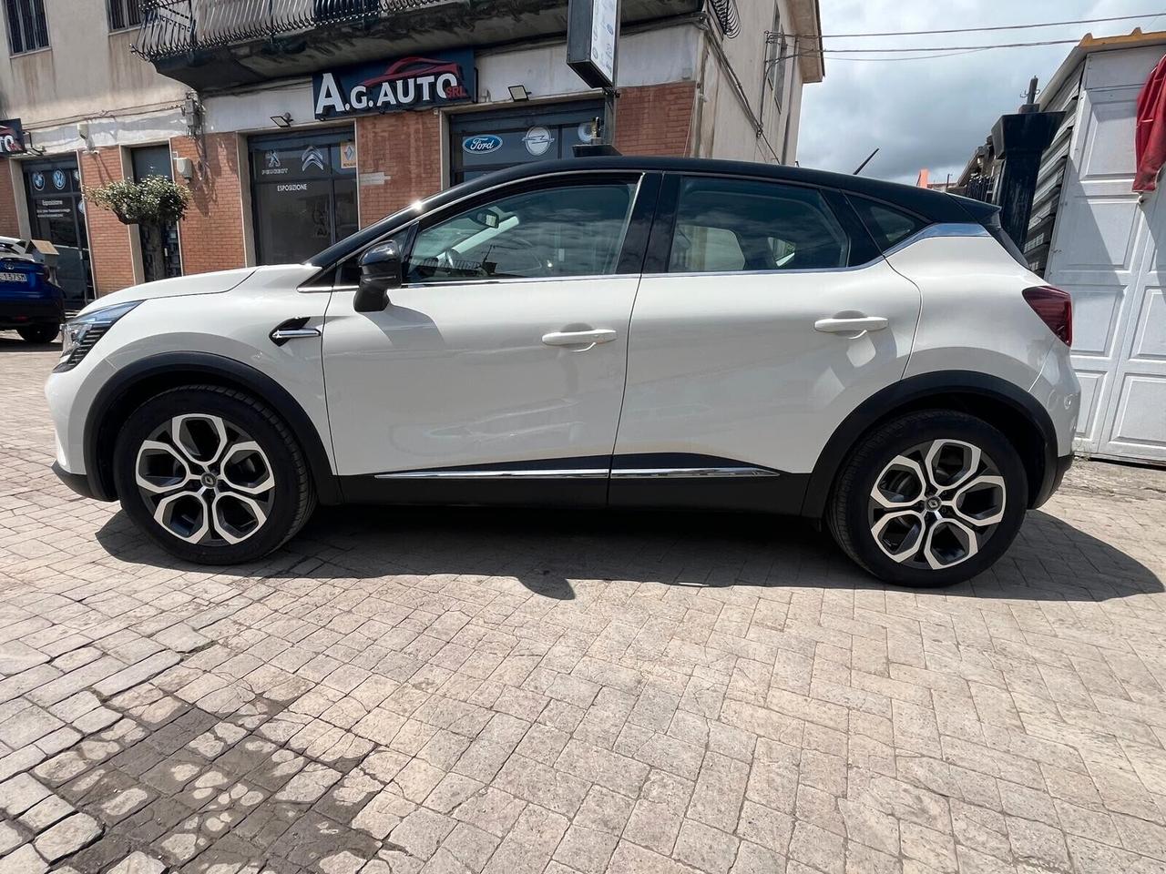 Renault Captur Blue dCi 115 CV EDC INTENSE BI COLOR
