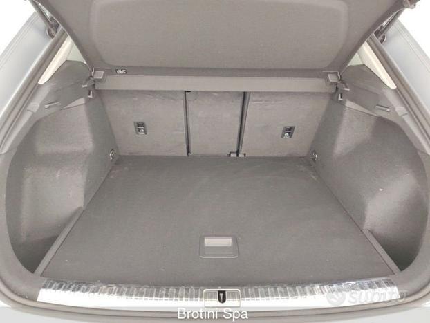 Audi Q3 35 TFSI Business Advanced S tronic