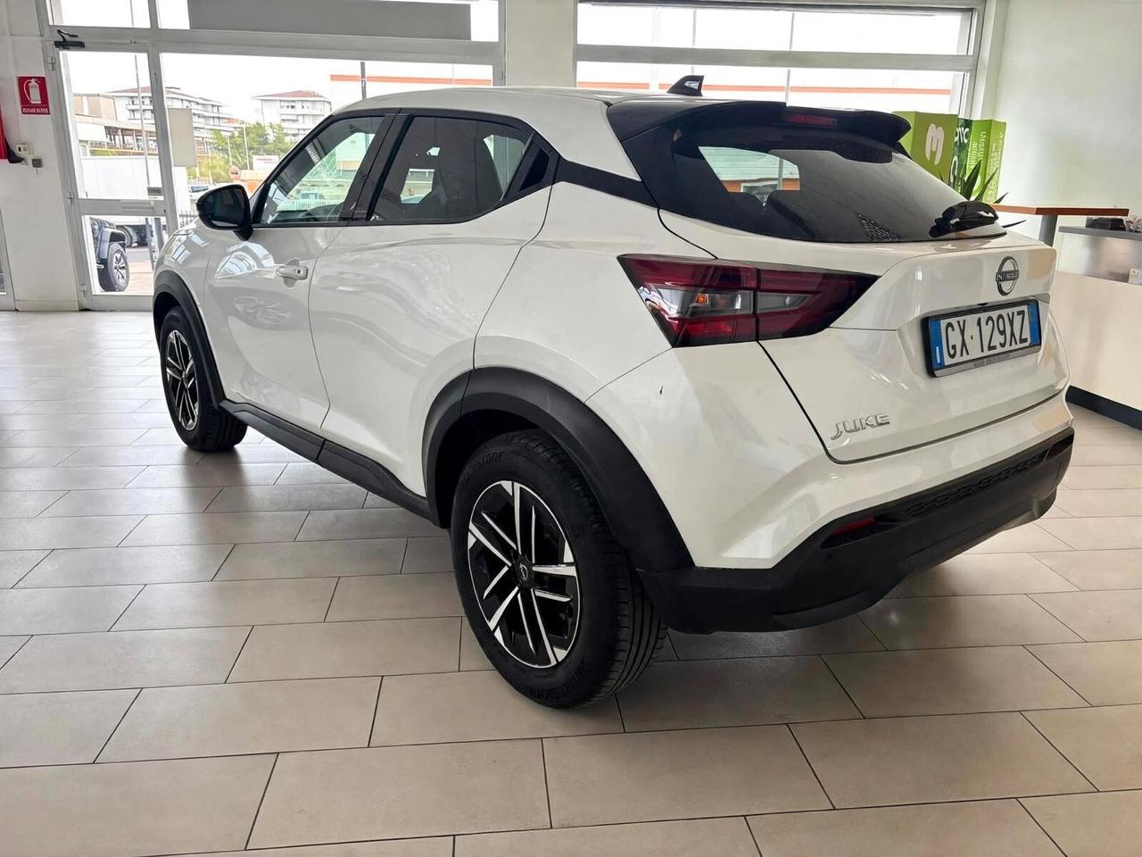 Nissan Juke 1.0 DIG-T 114 CV N-Connecta