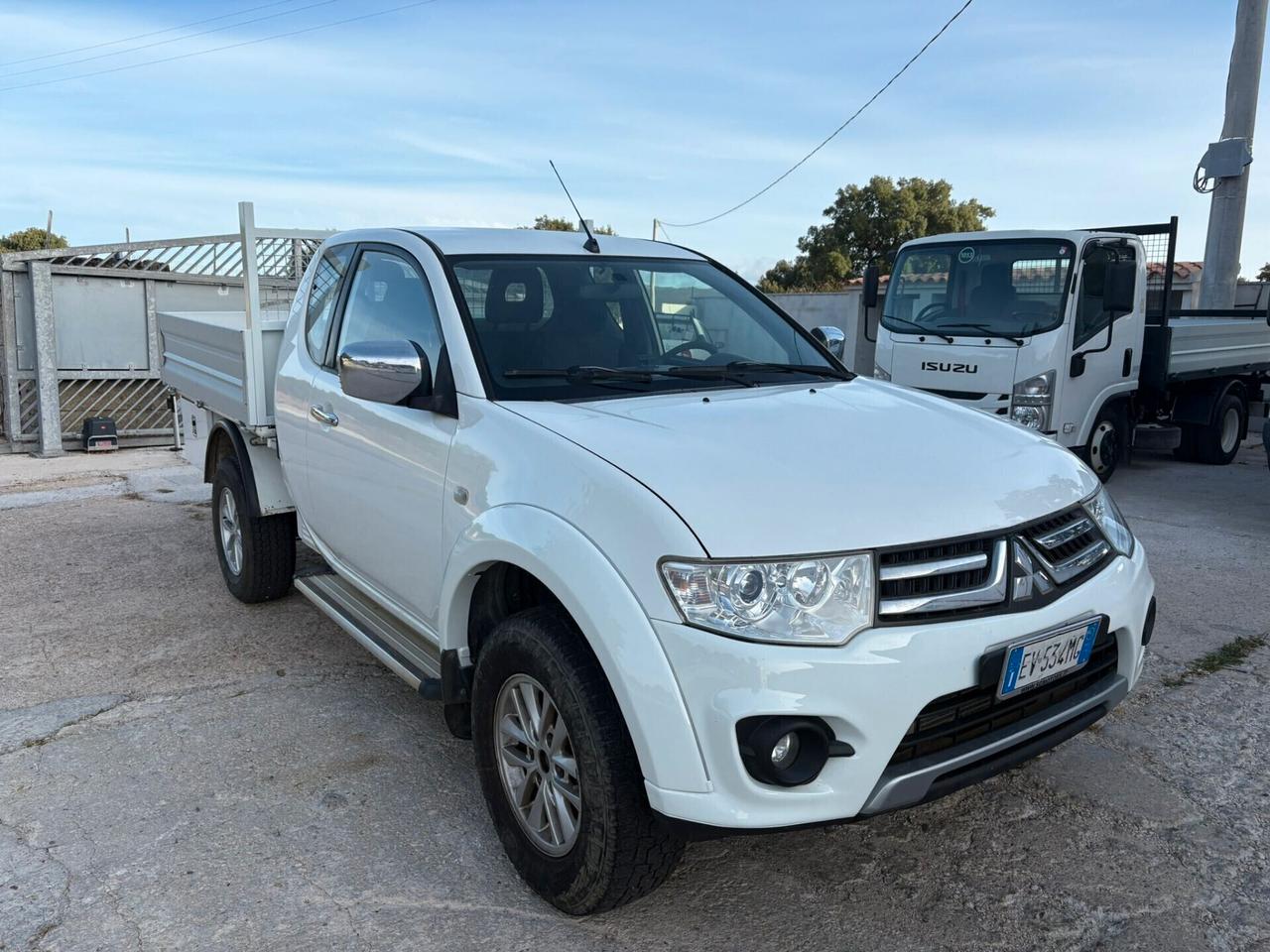 Mitsubishi L200 CLUB CAB 2.5 Did 178 cv