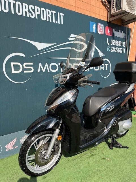Honda SH 300 ABS GARANZIA PERMUTE UNICO PROPRIETARIO
