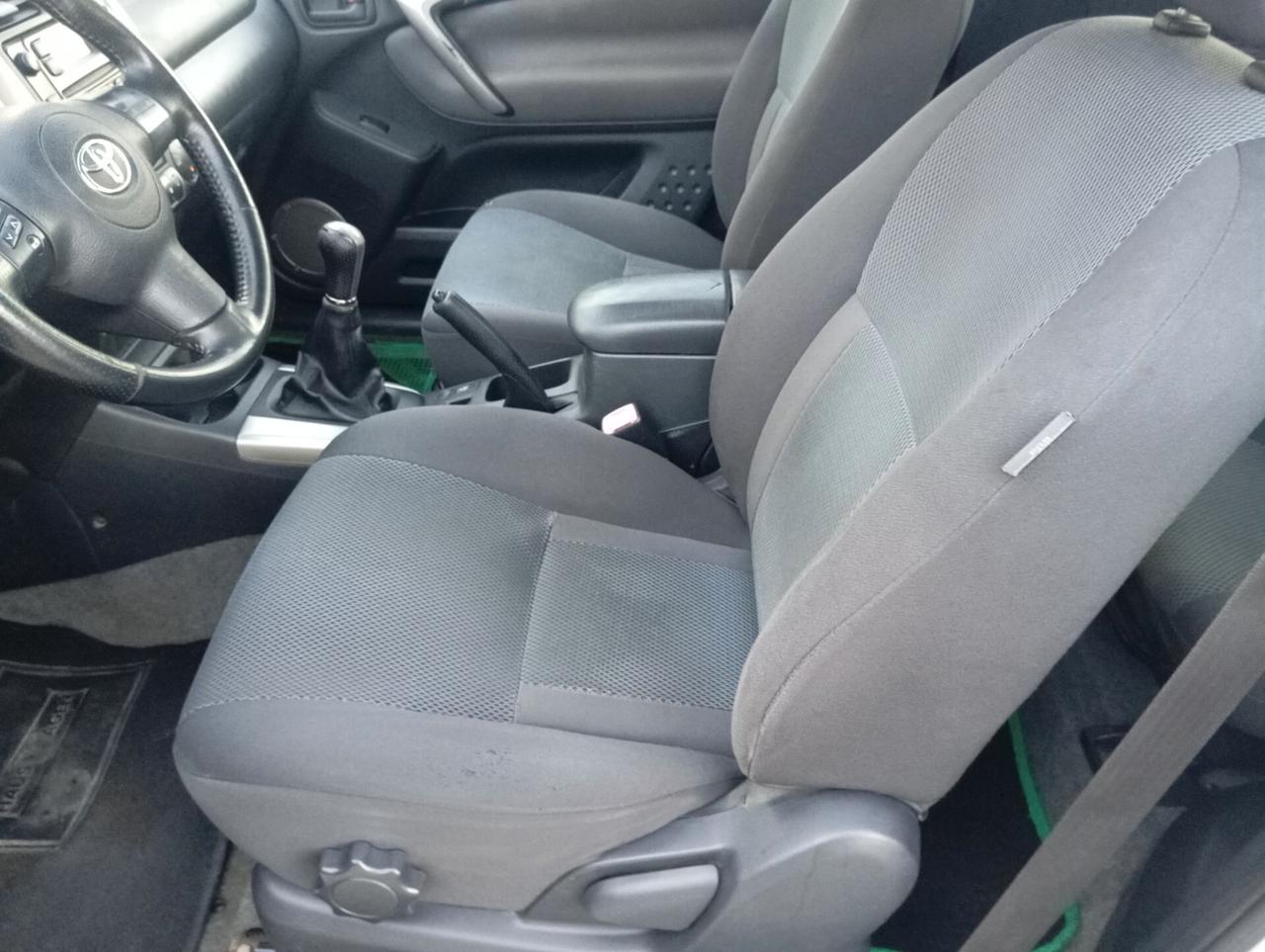 Toyota RAV 4 RAV4.com 2.0 Tdi D-4D cat 3 porte