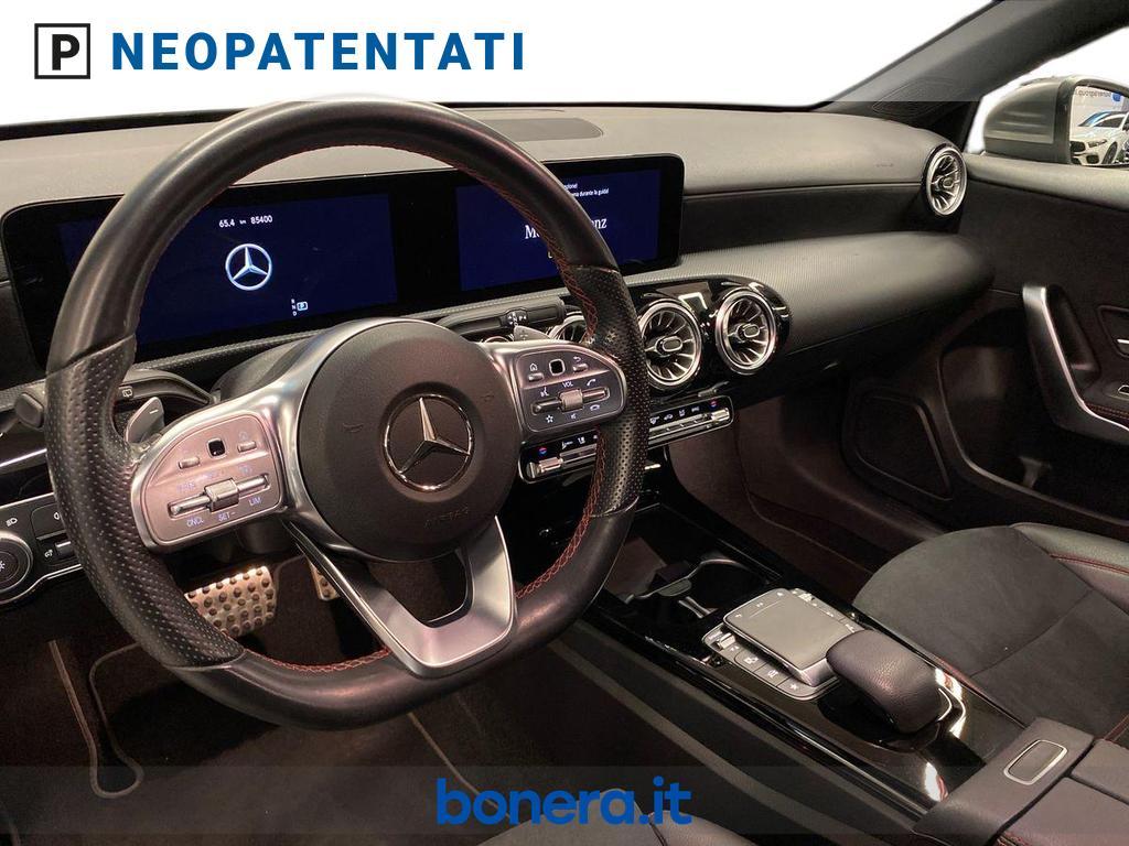 Mercedes Classe A 180 180 D Premium 8G-DCT