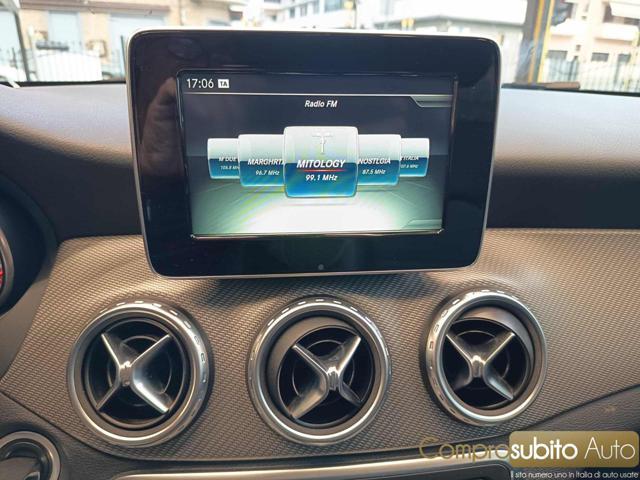 MERCEDES-BENZ GLA 200 d Automatic 4Matic Premium