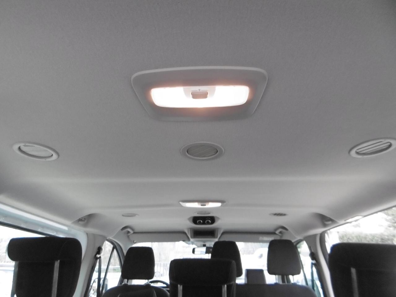 Ford TRANSIT CUSTOM 2.0 Tdci-EcoBlue 130cv 9 POSTI