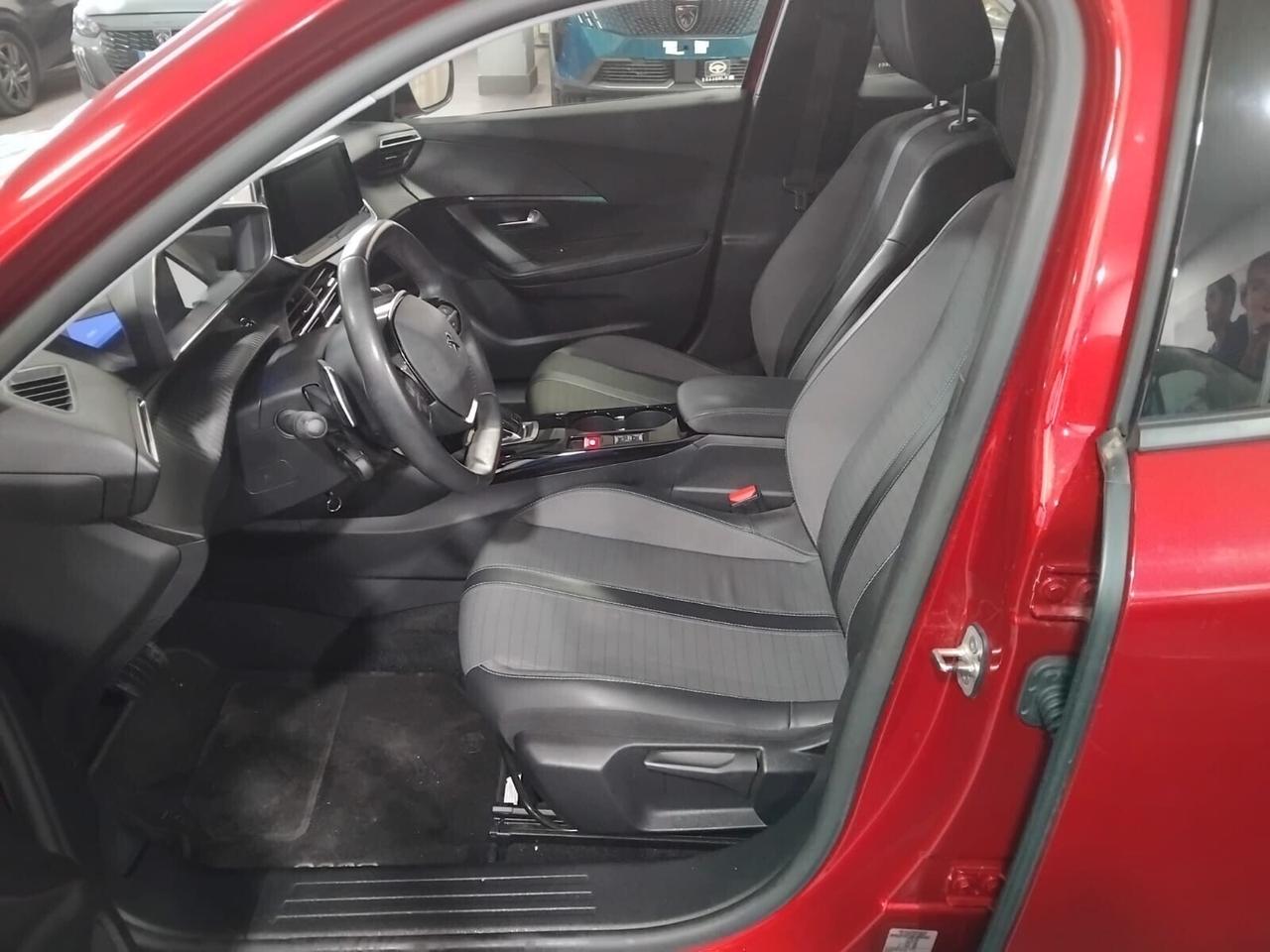 Peugeot 2008 BlueHDi 130 S&S EAT8 Allure Pack