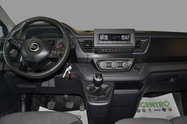 NISSAN NV300 - NV300