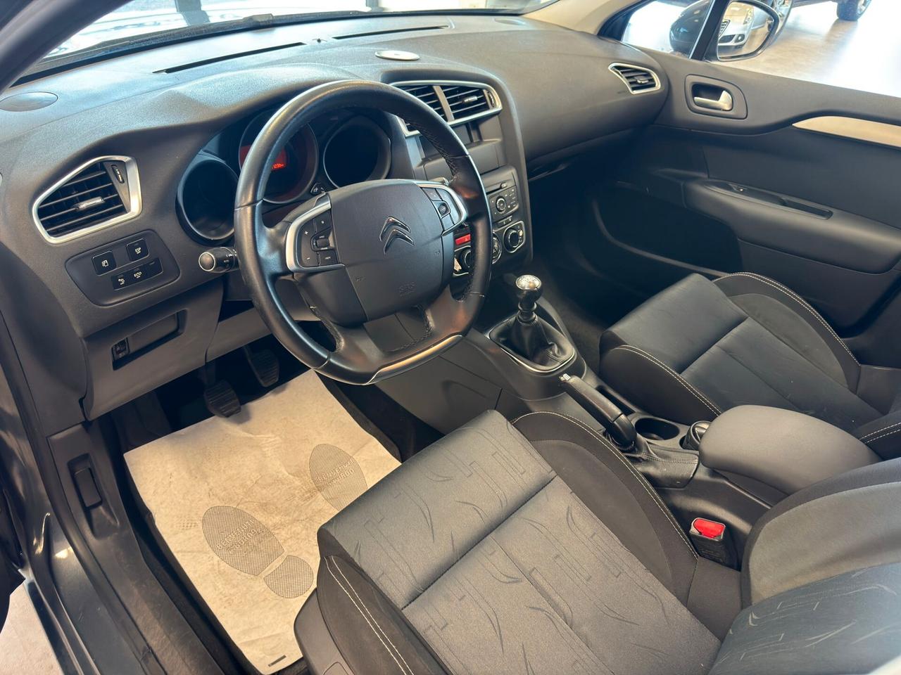 Citroen C4 1.6 e-HDi 115 airdream Exclusive