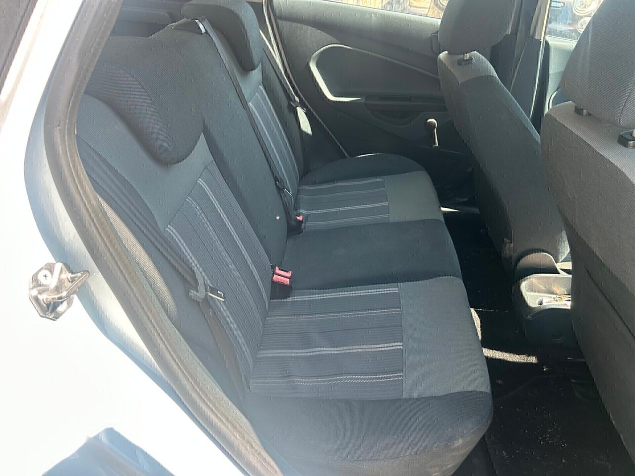 Ford Fiesta 1.4 5 porte Bz.- GPL Titanium