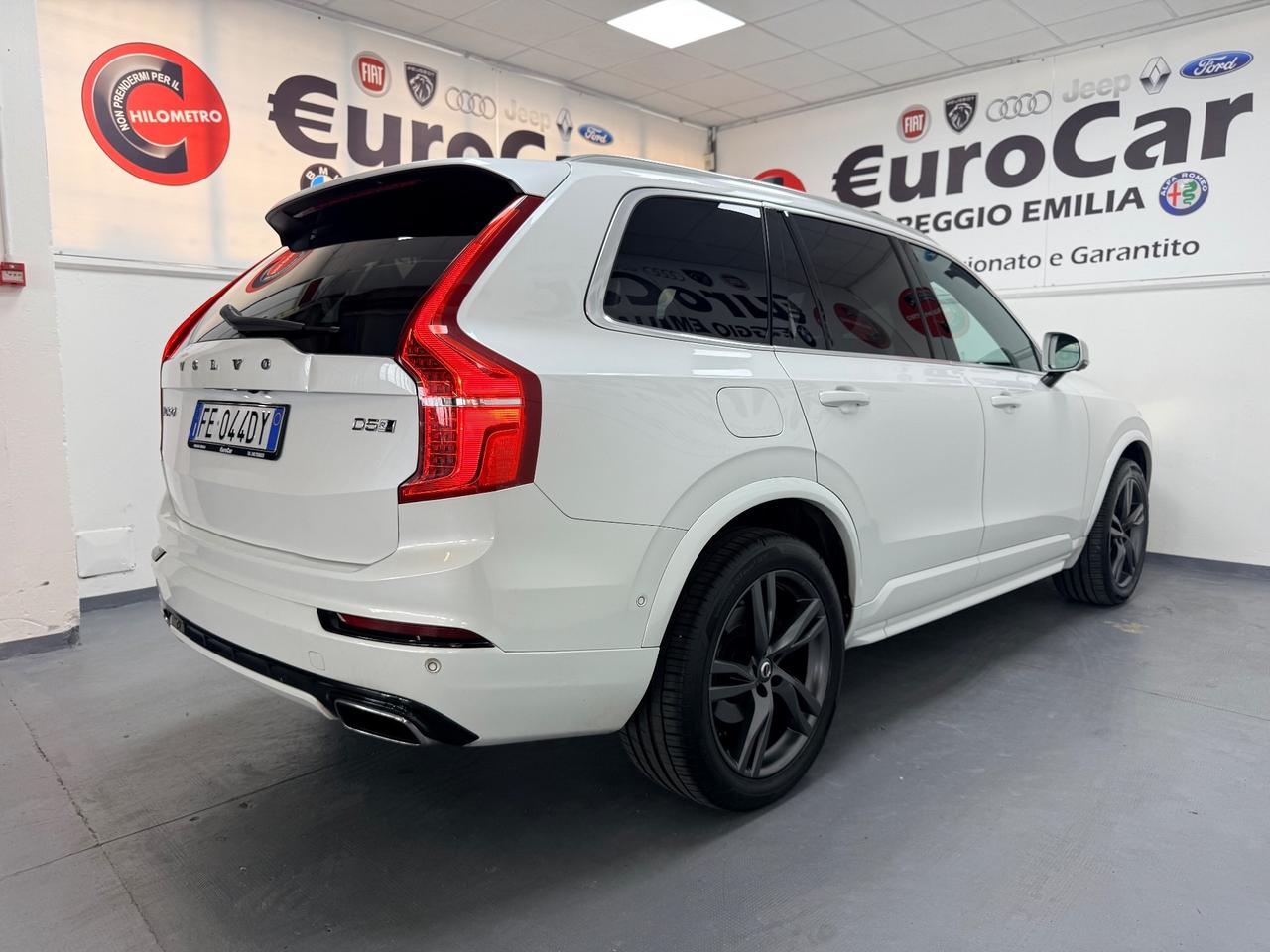 Volvo XC90 D5 2.0 224CV AWD Geartronic 7 posti R-design 05/2016 EURO 6B
