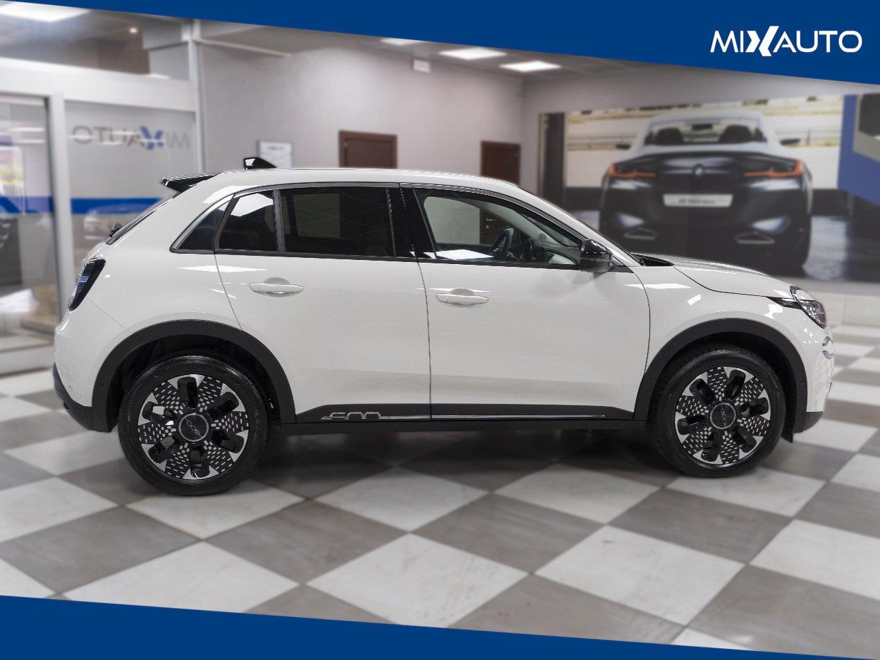Fiat 600 1.2 Hybrid La Prima 110CV Auto