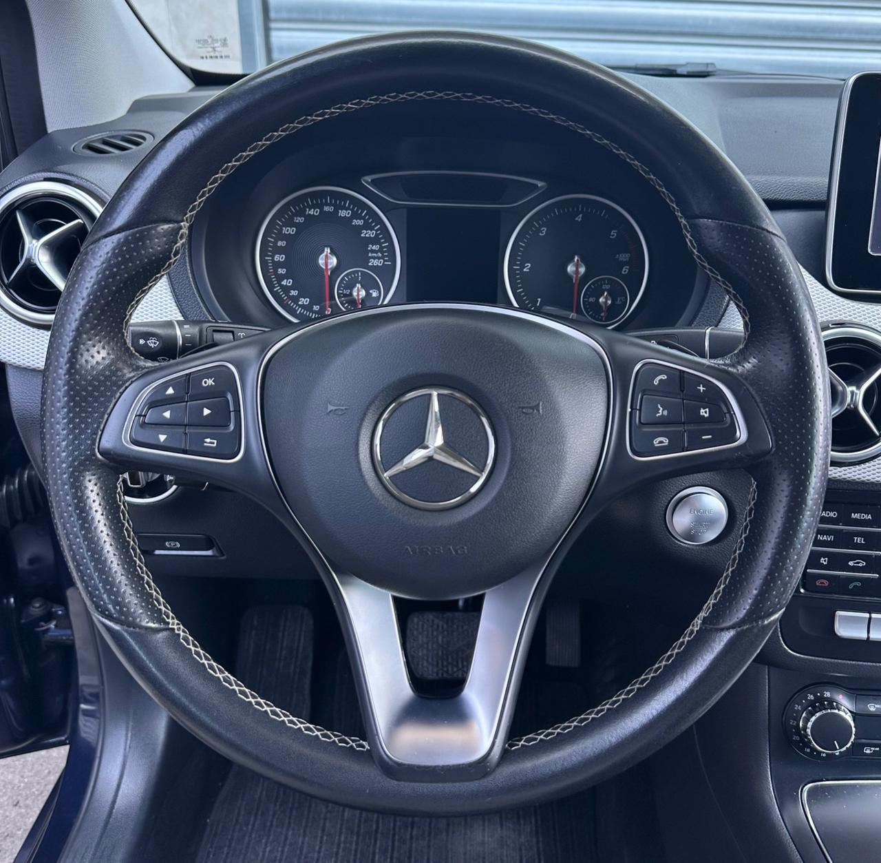 Mercedes-Benz B 180d 1.5 109cv Automatic Premium