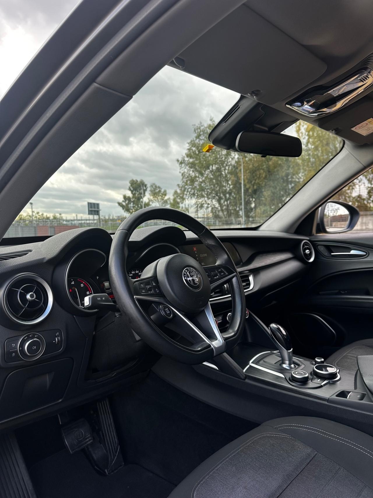 Alfa Romeo Stelvio 2.2 Turbodiesel 210 CV AT8 Q4 Business