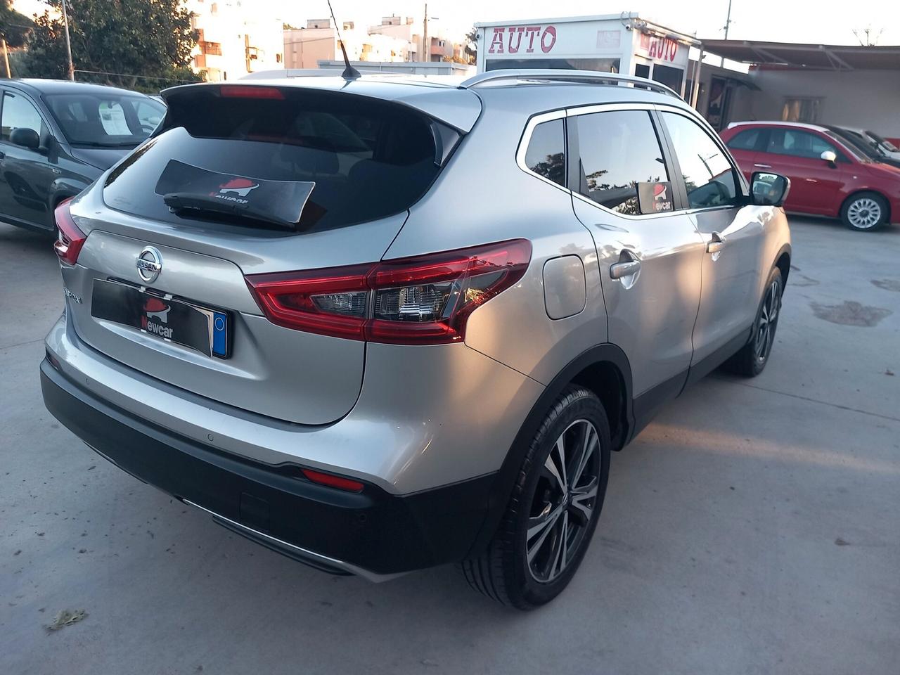 Nissan Qashqai 1.5 dCi N-Connecta tetto led navi