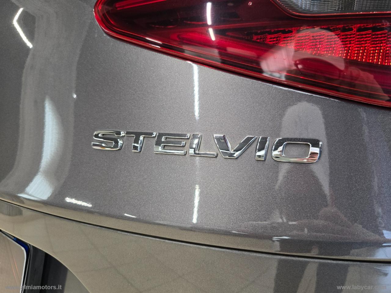 ALFA ROMEO Stelvio 2.2 T.diesel 210 CV AT8 Q4 Ti