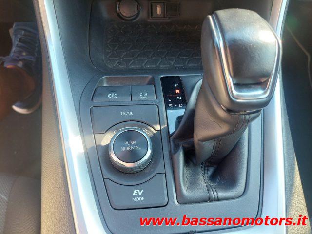 TOYOTA RAV 4 MY23 RAV4 2.5 HV (222CV) E-CVT AWD-i Business