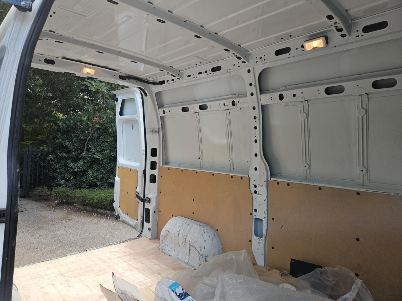 Renault Master T35 2.3 dCi 135 PL-TM Furgone Start