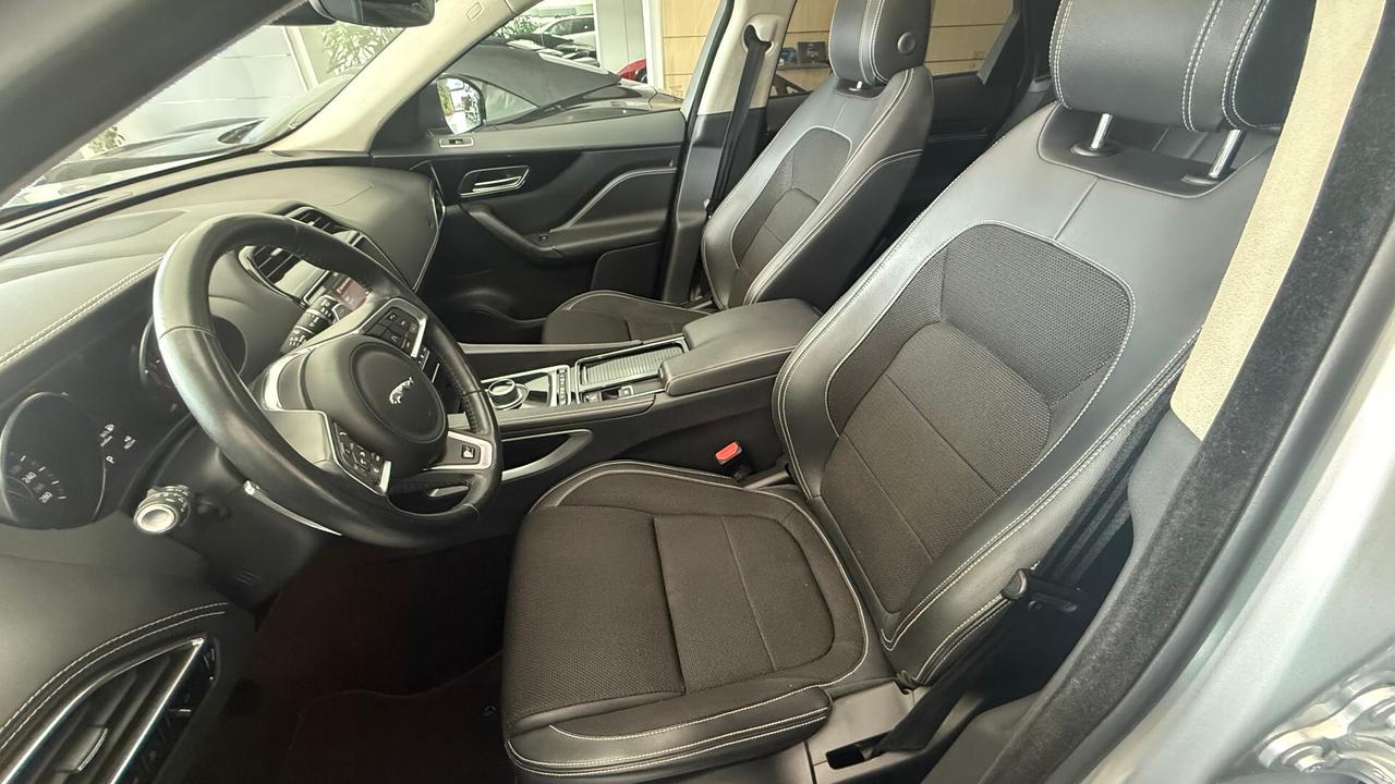 Jaguar F-Pace 2.0 D 180 CV AWD aut. R-Sport tetto apribile