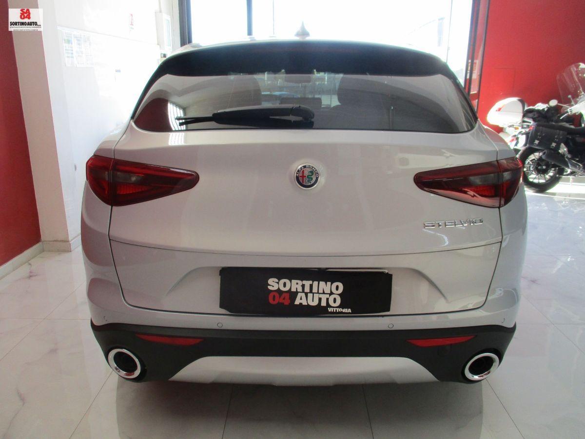 A.R.Stelvio 2.2 T.diesel 190cv AT8 RWD Exec.-2021 FULL