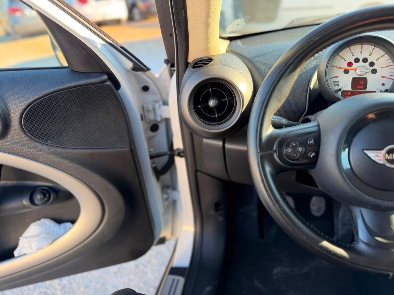 Mini One Countryman 1.6 NEOPATENTATI