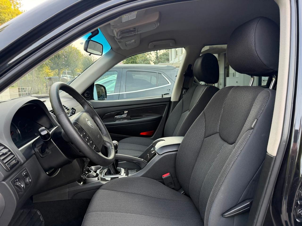 Ssangyong Rexton W 2.0 Xdi 4WD A/T Top