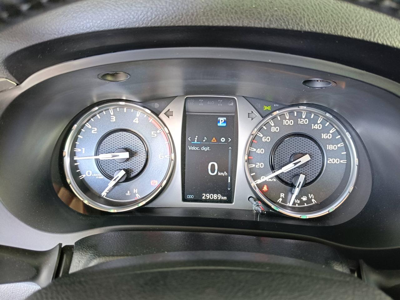 TOYOTA Hilux IV 2021 - Hilux 2.4 d-4d extra cab Comfort 4wd