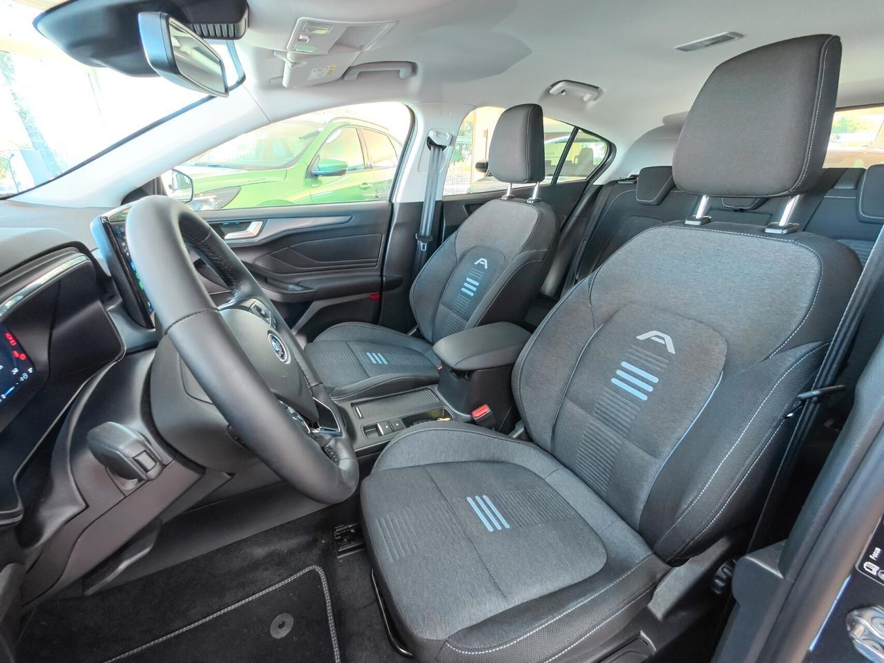 Ford Focus 1.0 EcoBoost Hybrid 125 CV 5p. Active X KM 5600 Garanzia estendibile fino a 2031